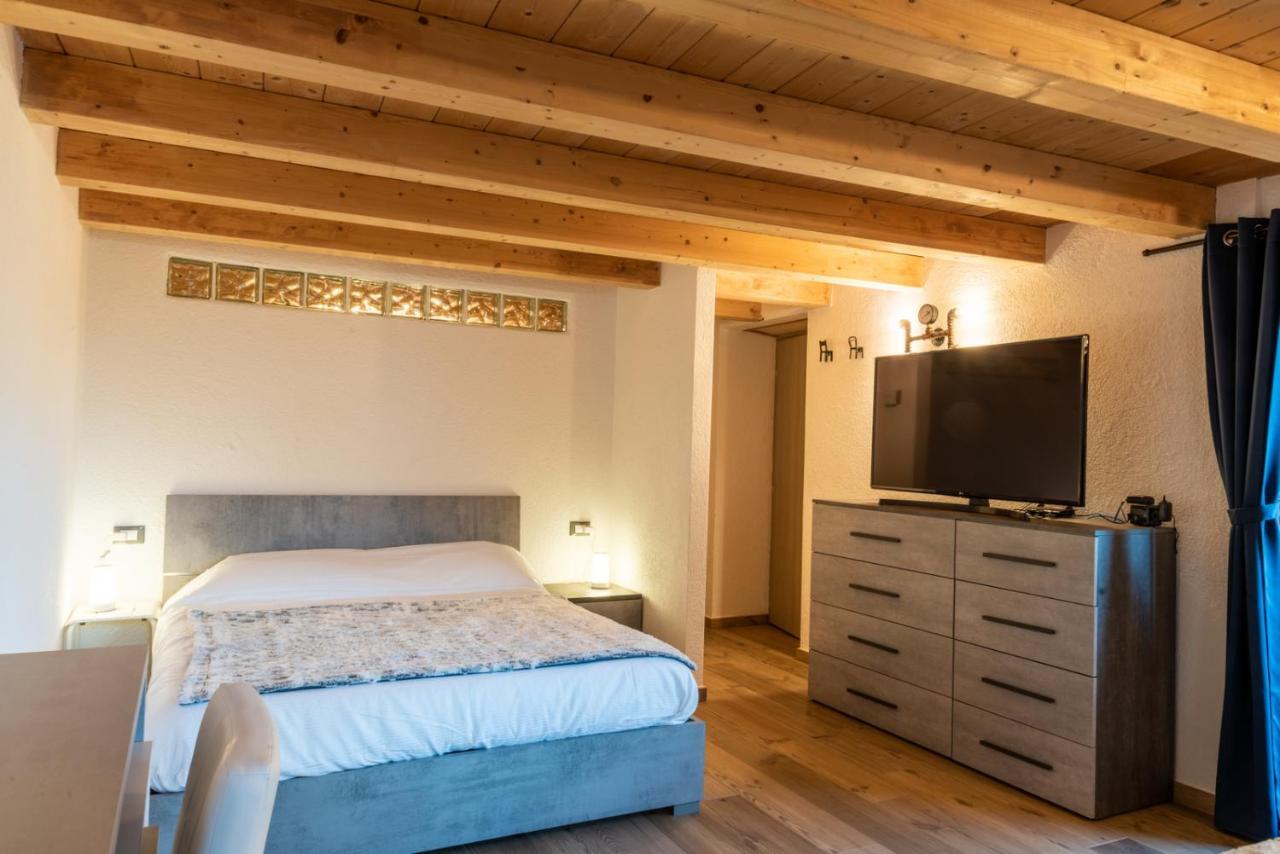 Vila Rayon De Miel Aosta Exteriér fotografie