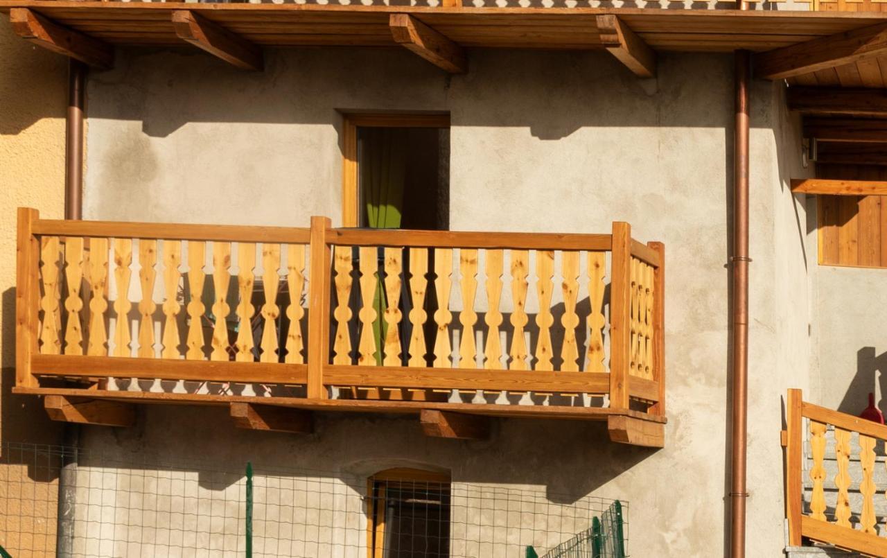 Vila Rayon De Miel Aosta Exteriér fotografie
