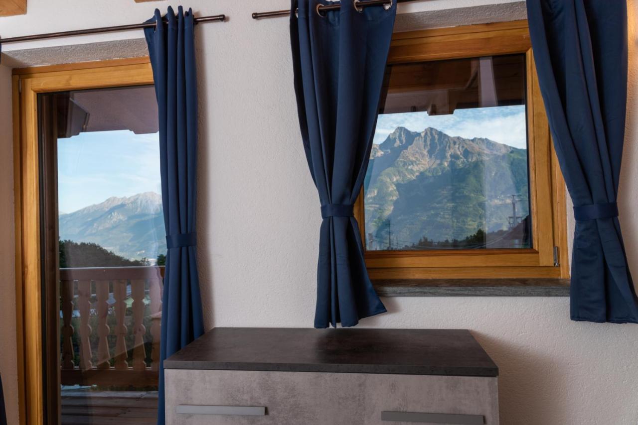 Vila Rayon De Miel Aosta Exteriér fotografie