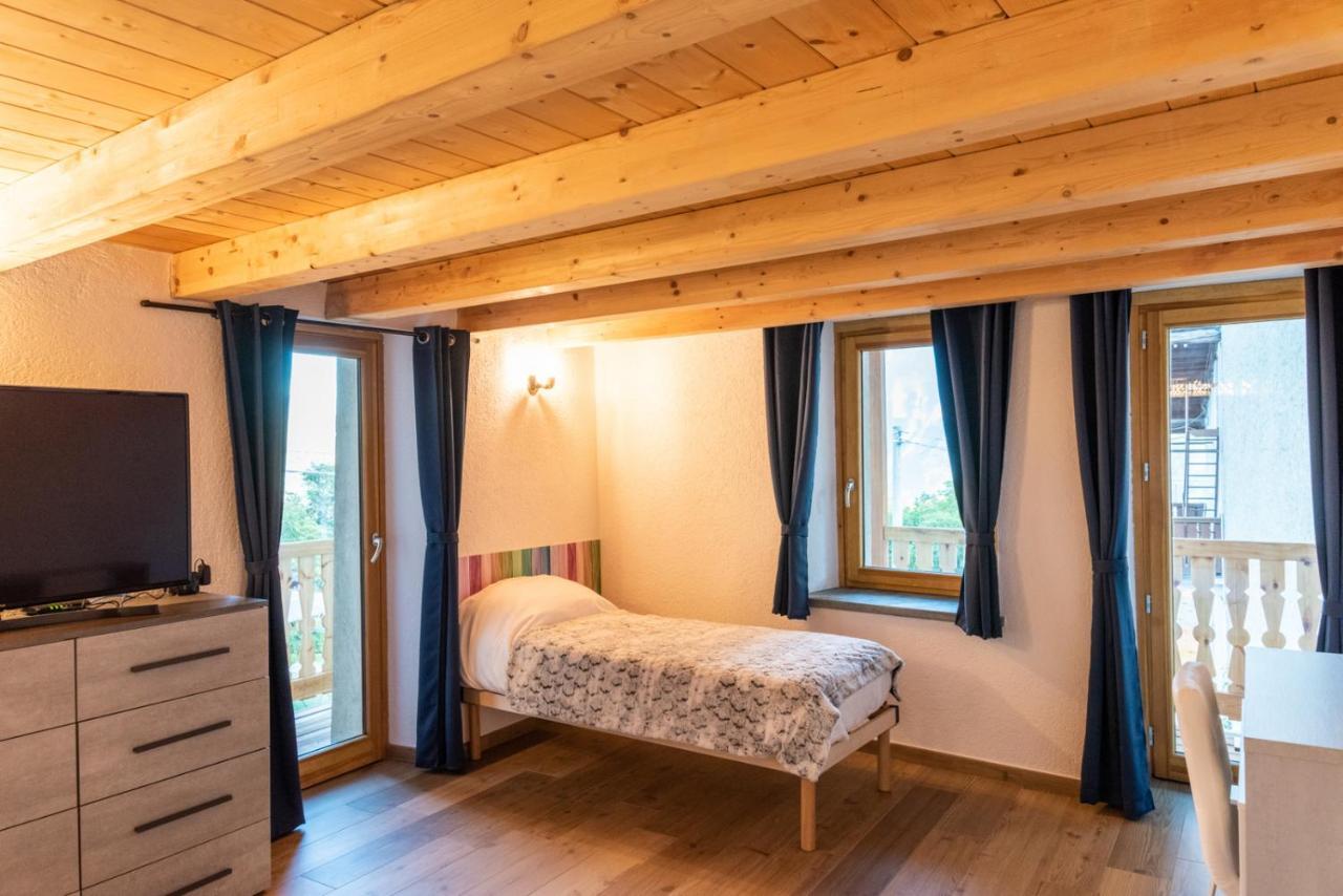 Vila Rayon De Miel Aosta Exteriér fotografie